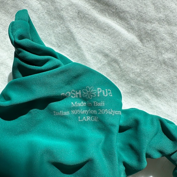 POSH PUA Bikini - Picture 3 of 4